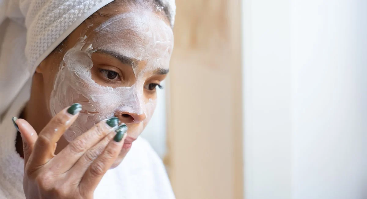 La solution radicale pour les pores dilatés commence par une attente réaliste